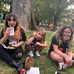 Meet your Posher, Abigail